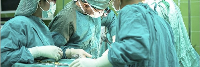 How to Become A Surgeon in the UK: A Step by Step Guide