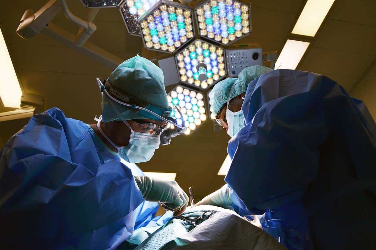 Expert Explainer: How Long Is A Medical Degree In North America doctor 650534 1280 body 241018